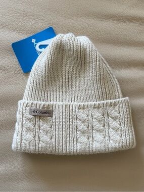 Columbia Cream Cable Cuff Beanie